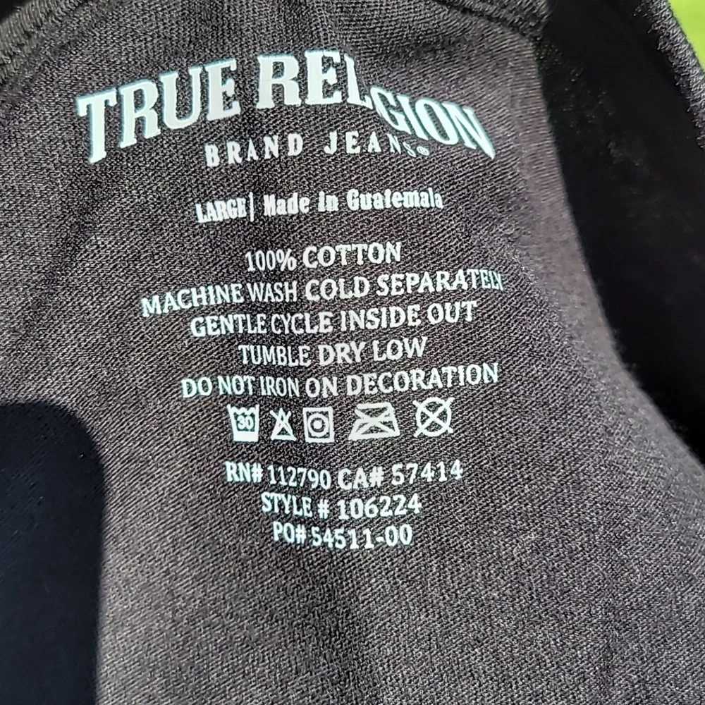 True Religion Graphic T-Shirt Size Large Black/Red